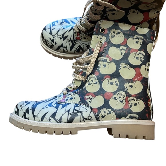 Goby Skull & Graffiti Vegan Leather Combat Boots Size 41 USA 10 - Picture 3 of 8